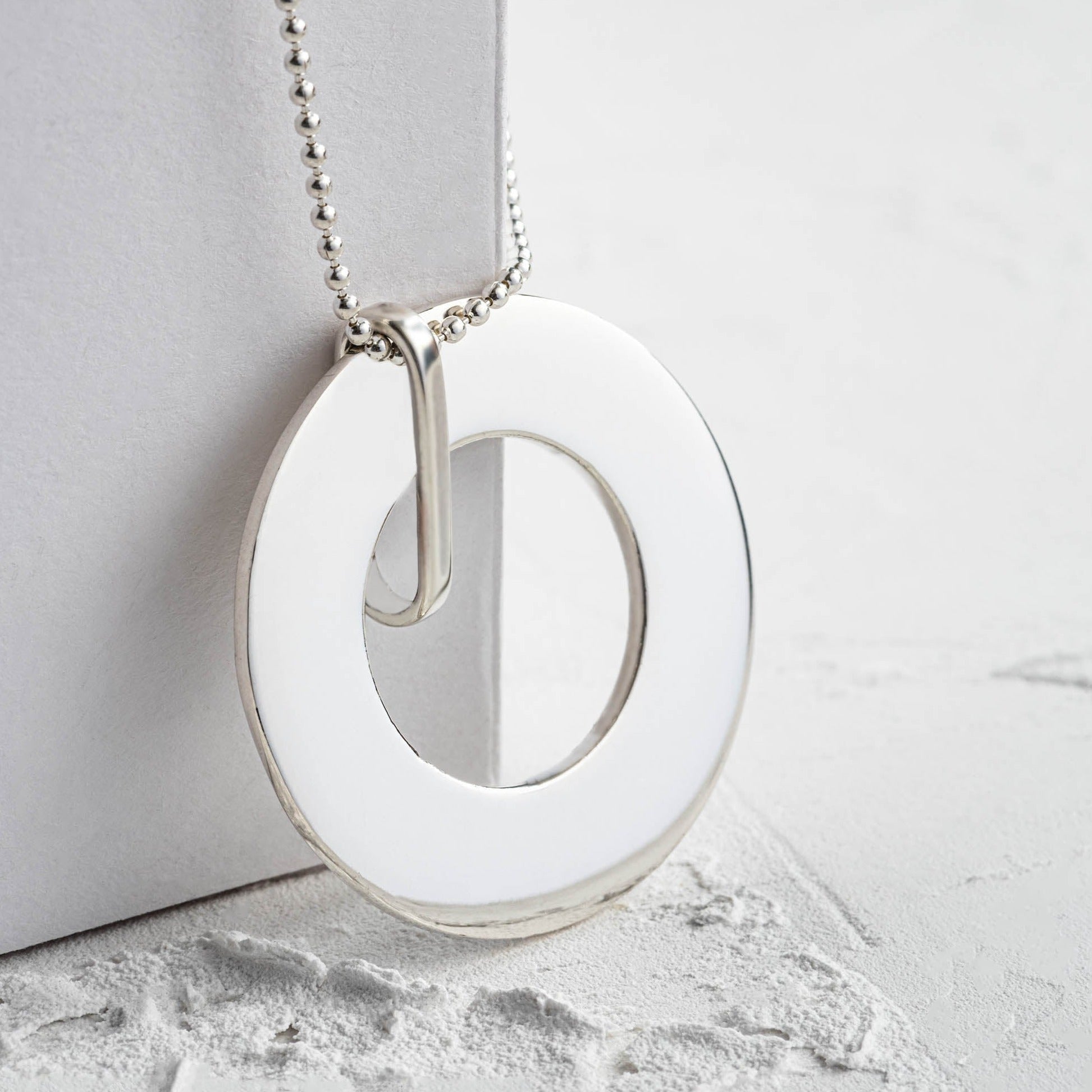 Elizabeth Sterling Silver Personalised Pendant – Mon Bijoux