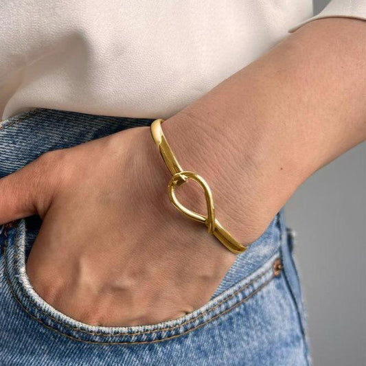 18k-Gold-Vermeil-Bracelet-fish-bangle