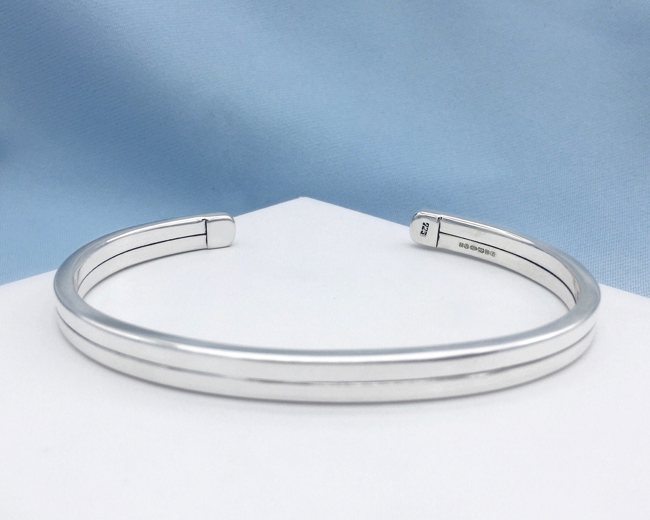 Silver bangle for on sale mens with grams